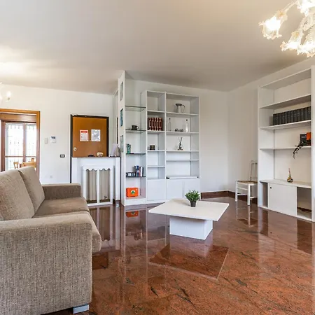 Affittacamere Residenza Capuano - Affitti Brevi Italia Modena