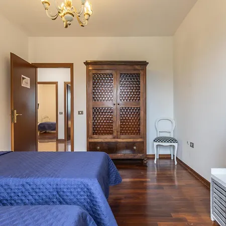 Residenza Capuano - Affitti Brevi Italia Modena