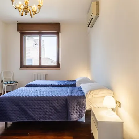 Residenza Capuano - Affitti Brevi Italia Modena