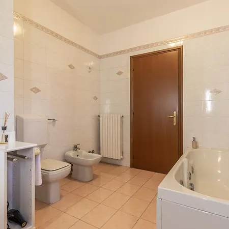 Residenza Capuano - Affitti Brevi Italia Affittacamere Modena
